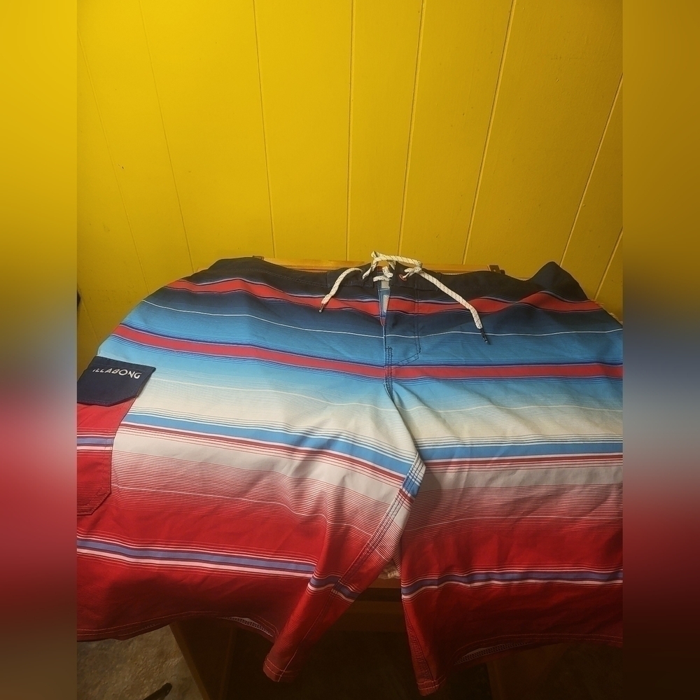 BILLABONG X ALL DAY BORD SHORTS BEACH WEAR